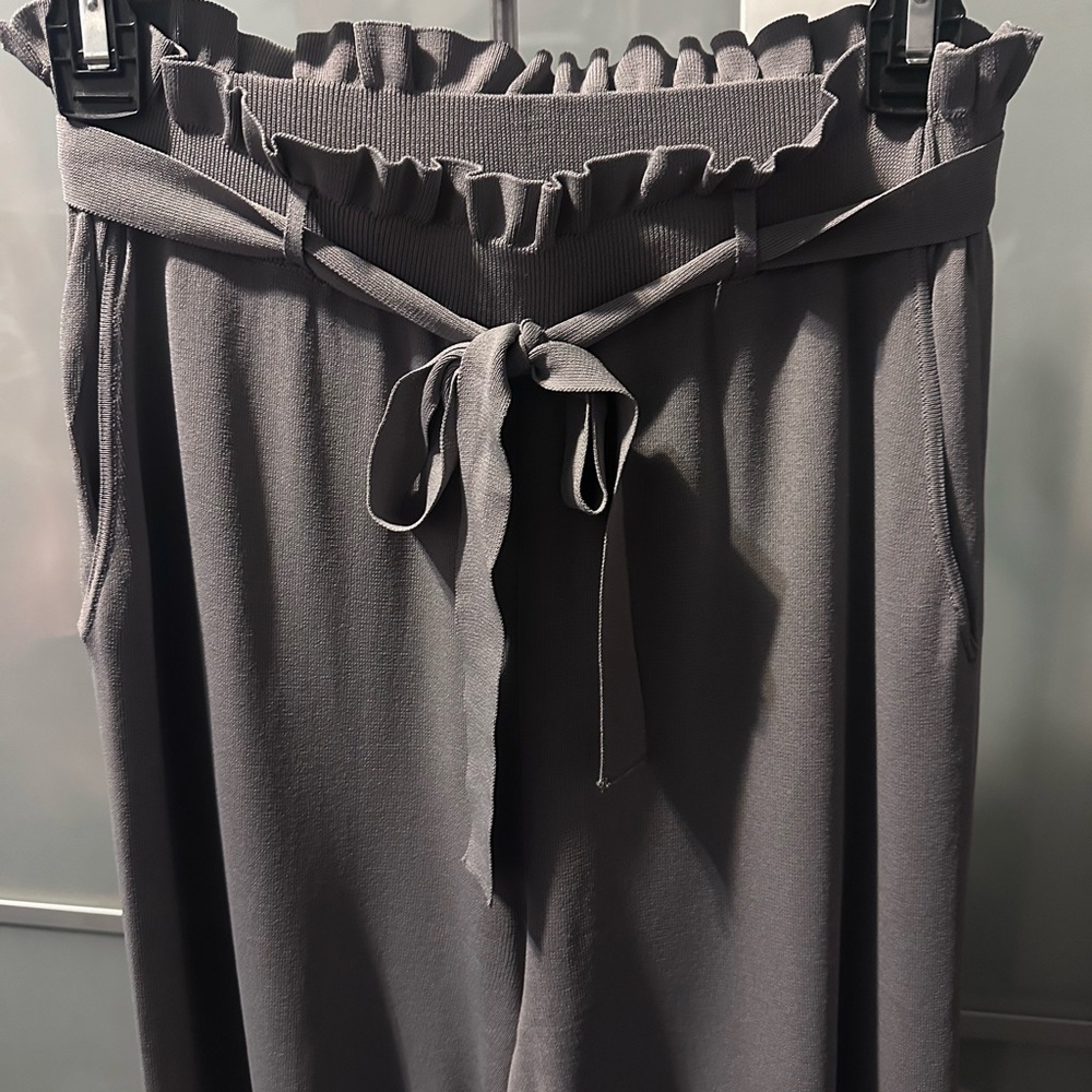 Grey Wide-Leg Tie-Waist Pants - Picture 2 of 3